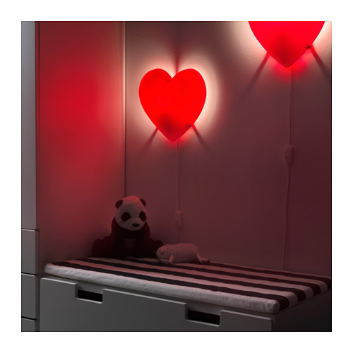 smila-hjarta-lampada-da-parete__0519070_PE641372_S4